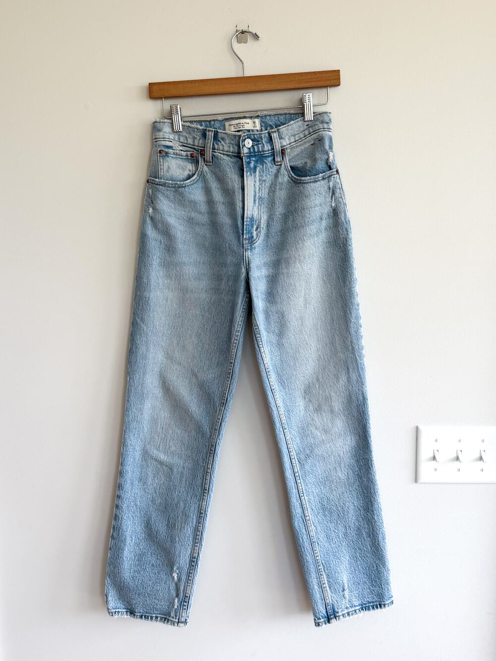 Abercrombie The 90's Straight The Ultra High Rise Curve Love Jeans Blue 26